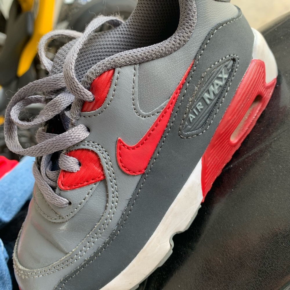 Air max toddlers gray & red